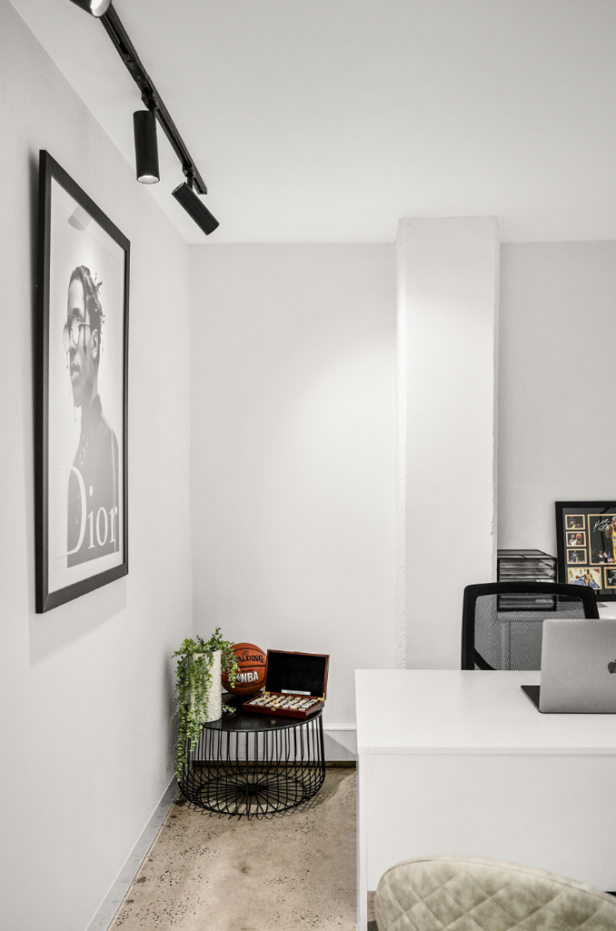 Minimalist Home Nook and Office Table